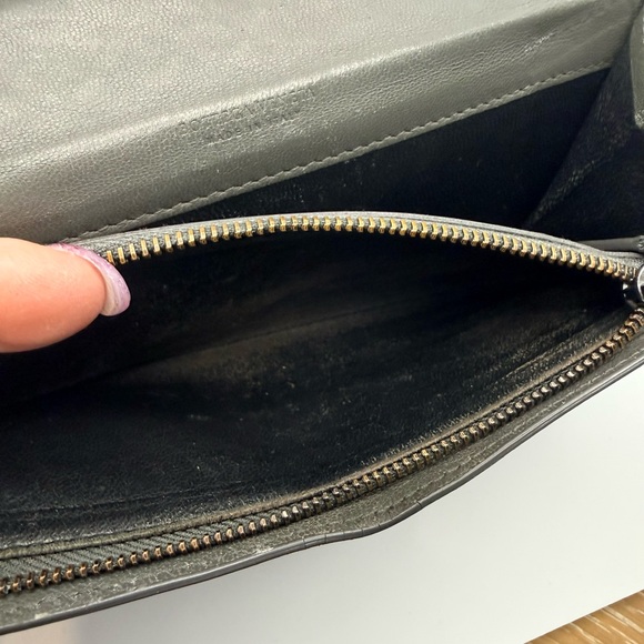 Bottega Veneta Black Long Fold-Over Wallet - Picture 10 of 12